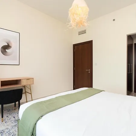Green Oasis In Dubai - Expat Preferred Community - The Greens - The Views - Perfect For Business And Pleasure - Close To Metro - Park, Lakes And Jogging 1 Min Walk Away - Yoga Classes By The Lake - 4 People - Big Balcony - 3 Min Drive To Sheikh Zayed Экстерьер фото