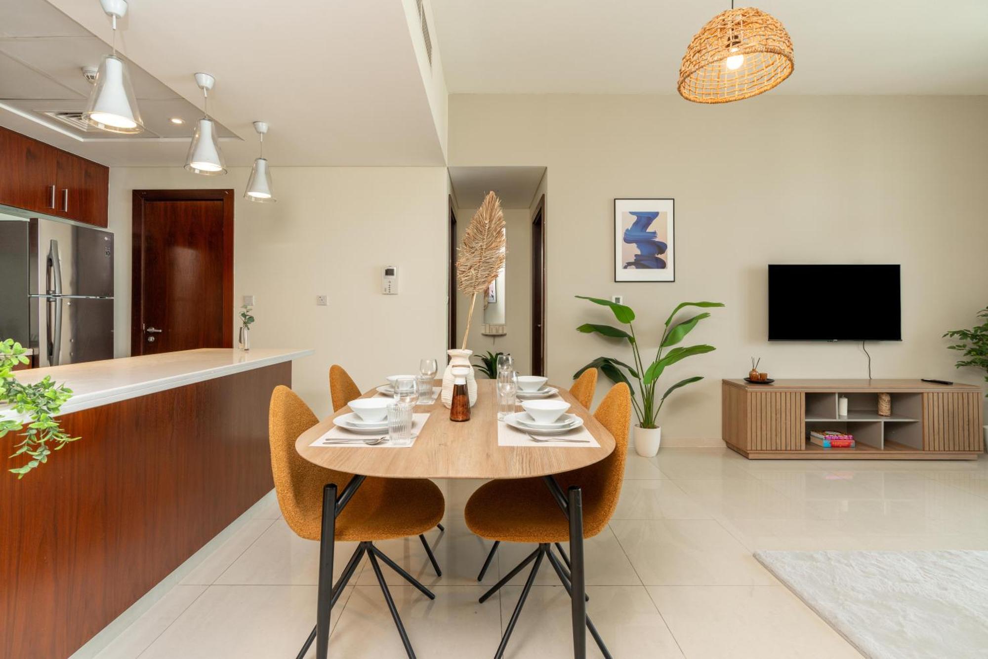 Oasis In - Expat Preferred Community - The Greens - The Views - Perfect For Business And Pleasure - Close To Metro - Park, Lakes And Jogging 1 Min Walk Away - Yoga Classes By The - 4 People - Big Balcony - 3 Min Drive To Sheikh Zayed * Dubai