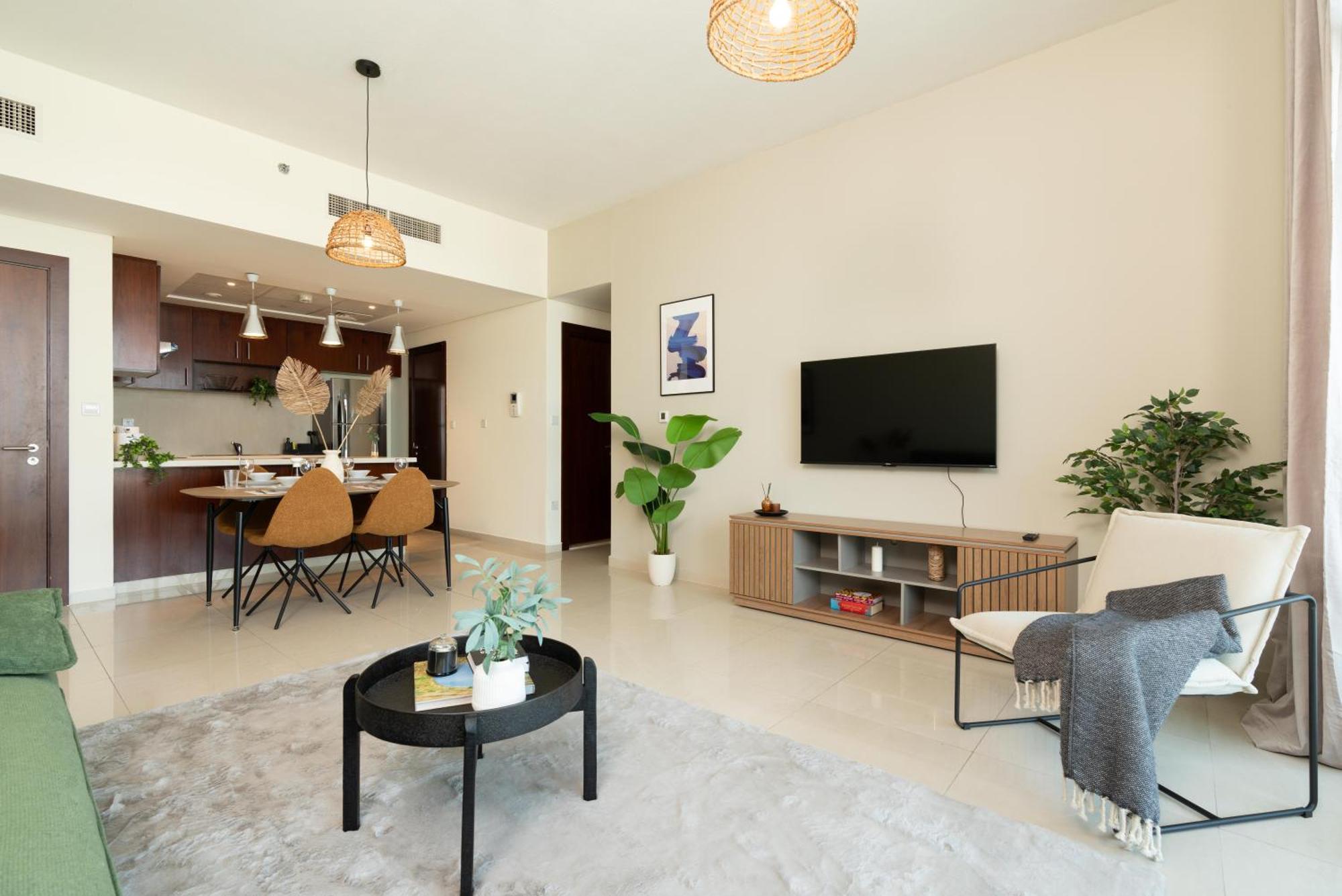 Oasis In - Expat Preferred Community - The Greens - The Views - Perfect For Business And Pleasure - Close To Metro - Park, Lakes And Jogging 1 Min Walk Away - Yoga Classes By The - 4 People - Big Balcony - 3 Min Drive To Sheikh Zayed Apartment Dubai